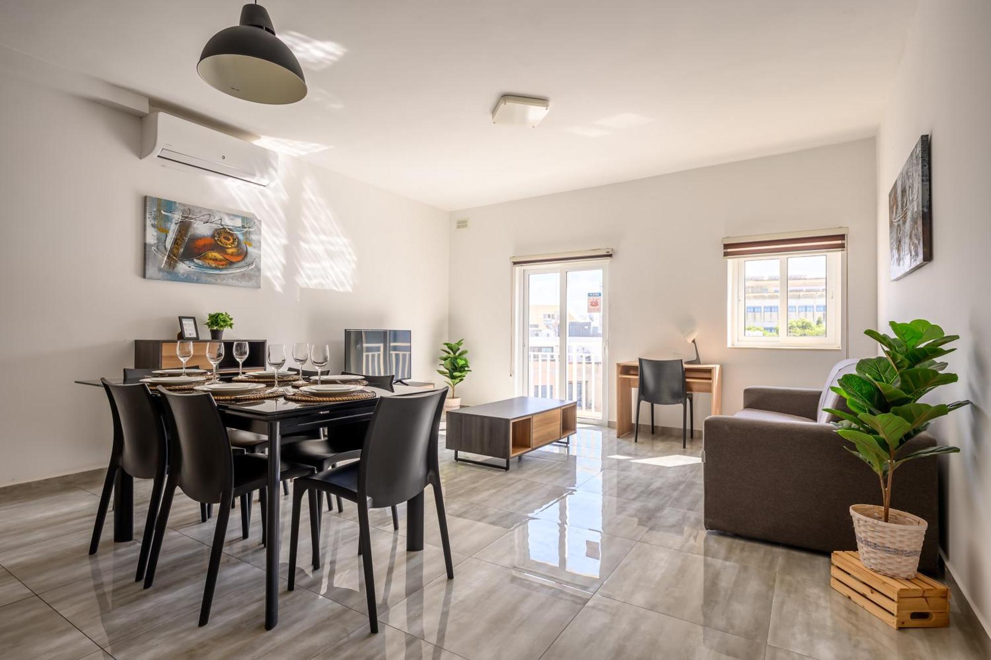 F11 Room 2, Private Room Two Single Beds Shared Bathroom In Shared Flat Msida Εξωτερικό φωτογραφία